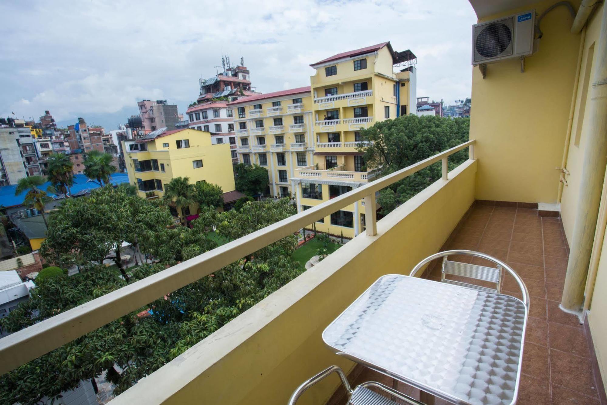 Hotel Highlander, Thamel Kathmandu Exterior photo
