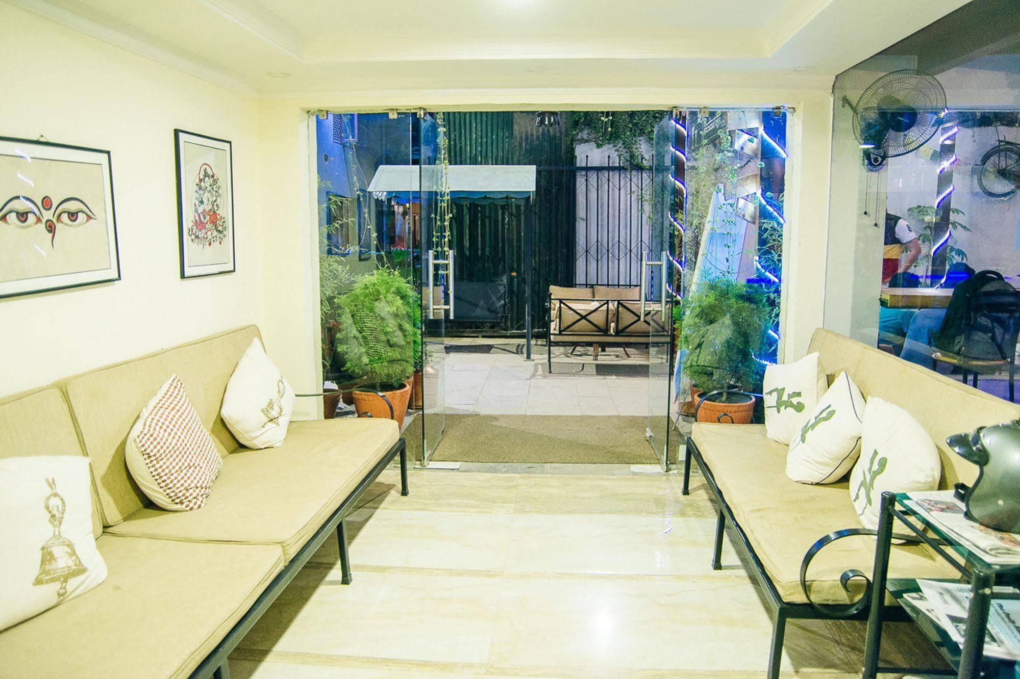 Hotel Highlander, Thamel Kathmandu Exterior photo